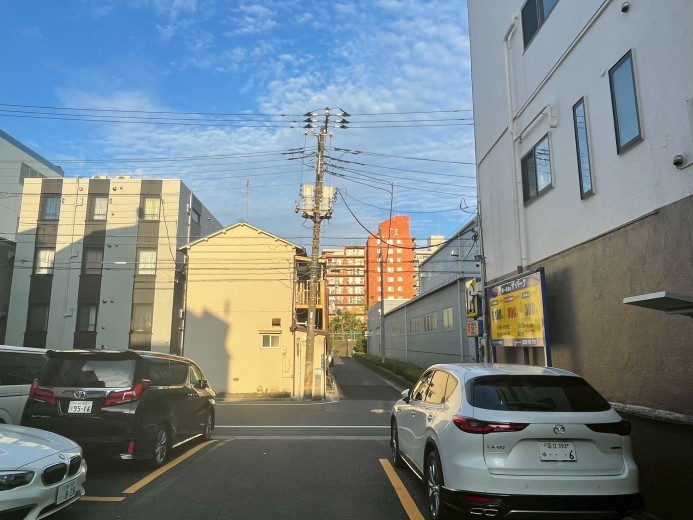 近隣パーキング(外観)