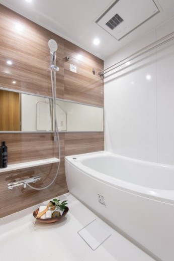 浴室暖房換気乾燥機能付きバスルーム。(風呂)
